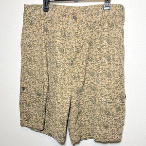 Men's Levi's Cargo shorts - Size 36w